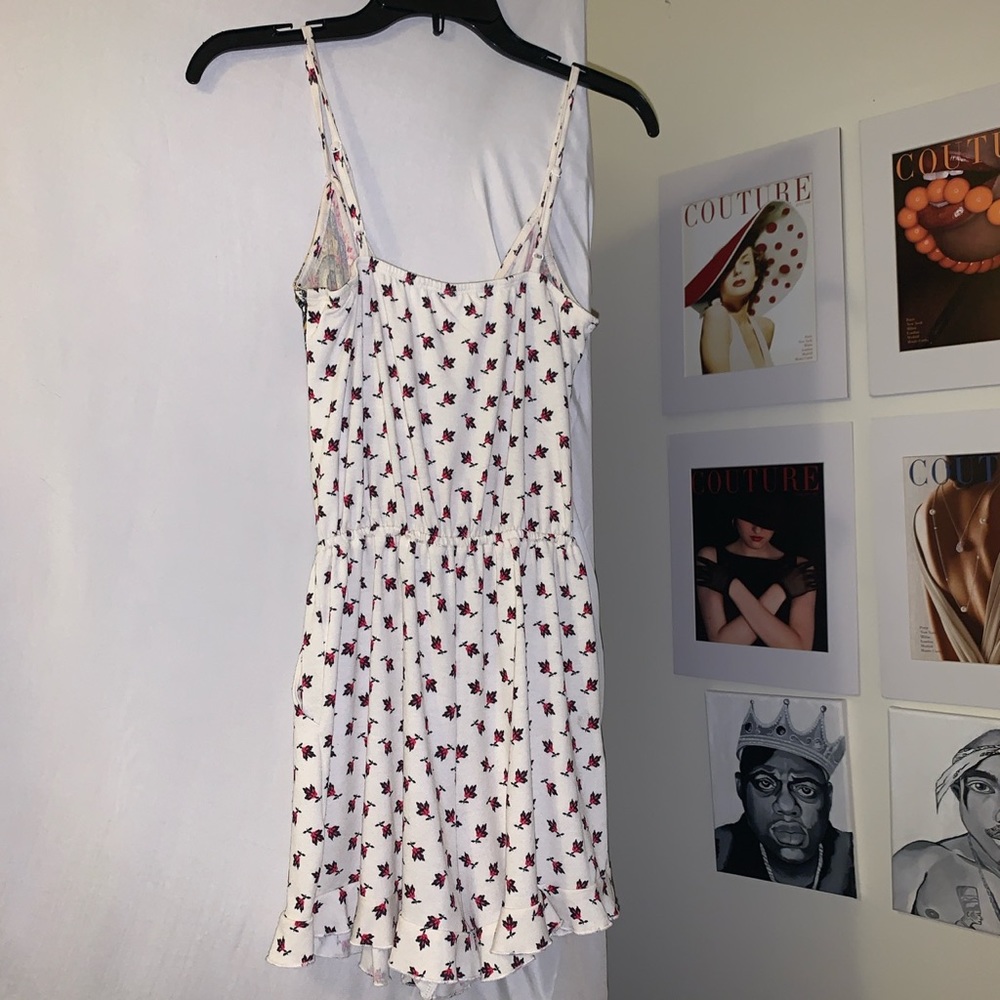 Romper - Picture 2 of 4